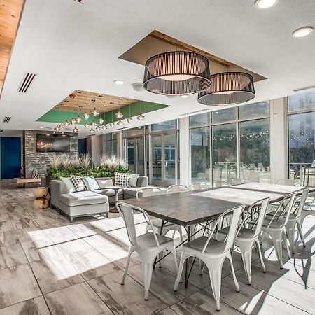Lush Downtown Condo On Riverwalk W King Ste, Free Parking, Pet Friendly, Centrally Located On Riverwalk San Antonio Exteriér fotografie